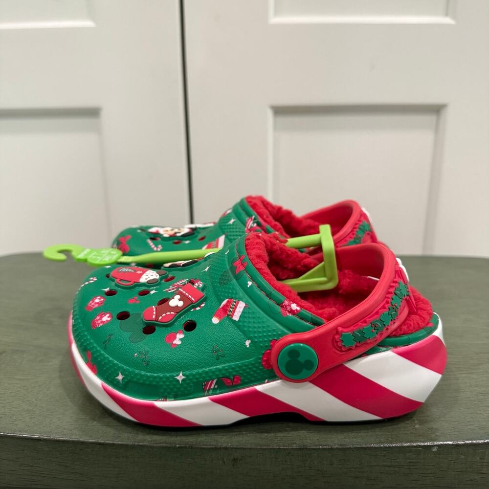 NEW CROCS CLASSIC FLEECE LINED XMAS CHRISTMAS CLOGS SZ C8 KIDS! - 9158